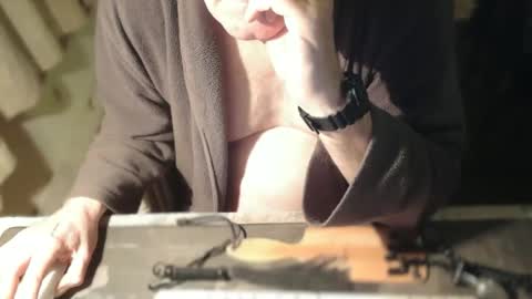 amslave4f online show from 02.15.26