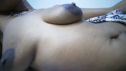 Snapshot of amunetlover chatting on 01.20.25 shantel online show from 01.20.25