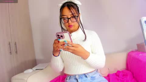 Snapshot of amy1cute chatting on 07.05.26 Amy online show from 07.05.26