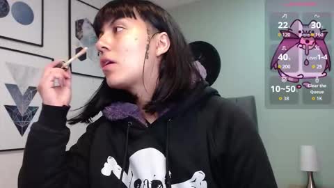 Amy 3 online show from 11.24.25