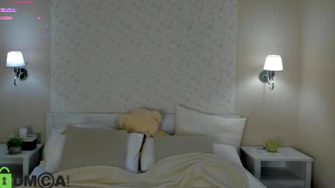 AmyGMT 2 Mon-Sun  0300am-0900am  online show from 04.10.26