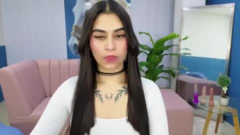 Snapshot of amy_lovelydoll chatting on 05.08.26 Amy online show from 05.08.26