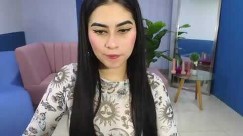 Snapshot of amy_lovelydoll chatting on 07.15.26 Amy online show from 07.15.26