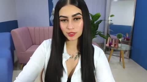 Snapshot of amy_lovelydoll chatting on 07.23.26 Amy online show from 07.23.26