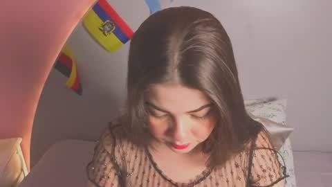 Snapshot of amy_vans_ chatting on 06.12.26 Amy nickname Kirby online show from 06.12.26