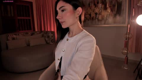 Amy Armstrong online show from 01.05.25