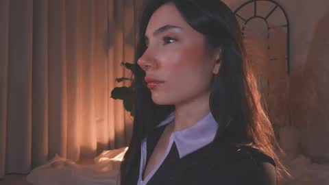 Amy Armstrong online show from 10.05.25