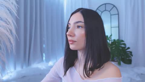 Amy Armstrong online show from 11.21.25