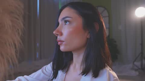 Amy Armstrong online show from 12.02.25