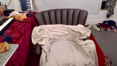 Snapshot of amyattack chatting on 11.01.25 Trashely Gimpson online show from 11.01.25