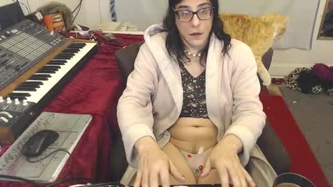 Snapshot of amyattack chatting on 01.19.26 Trashely Gimpson online show from 01.19.26