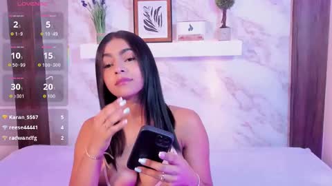 My name is AMY... Nice to meet you  thumb up me please its important online show from 12.20.25