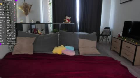 Amy online show from 04.10.26