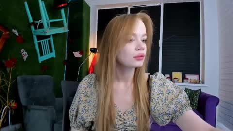 Snapshot of amynox chatting on 05.11.26 Amy online show from 05.11.26