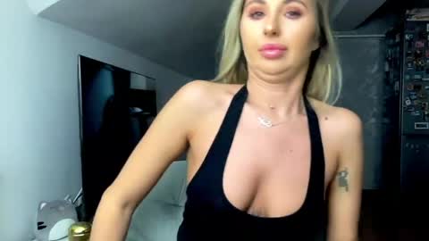 amyroberta92 online show from 03.29.26