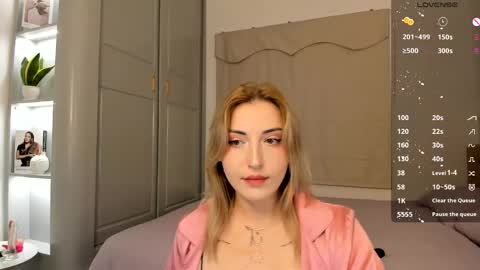 Snapshot of amyvilvet chatting on 05.12.26 amyvilvet online show from 05.12.26