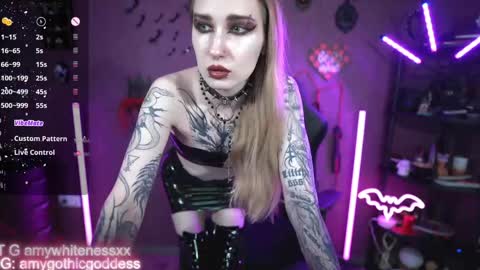 Snapshot of amywhitenessxx chatting on 05.22.26 Amy switch Goddess divine Mistress online show from 05.22.26