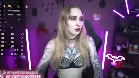 Snapshot of amywhitenessxx chatting on 05.29.26 Amy switch Goddess divine Mistress online show from 05.29.26