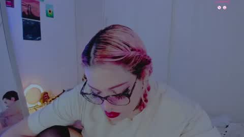 Snapshot of amyy_rouse chatting on 07.16.26 Collinns online show from 07.16.26