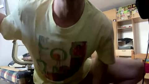 Snapshot of amyyrlikesdeep chatting on 04.27.26 amyyrlikesdeep online show from 04.27.26