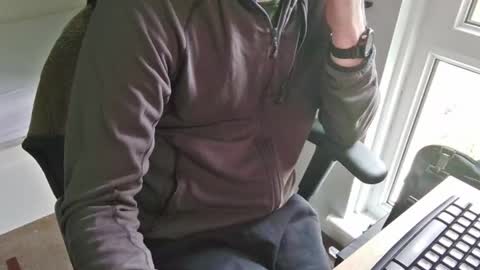 Snapshot of an4y8ot chatting on 04.27.26 A online show from 04.27.26