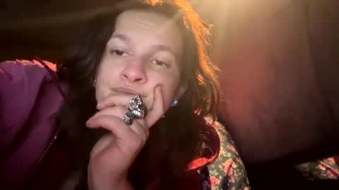 Snapshot of an_e333 chatting on 11.04.25 an_e333 online show from 11.04.25