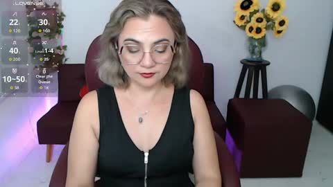 Snapshot of ana_hotmilf chatting on 05.02.26 Ana online show from 05.02.26