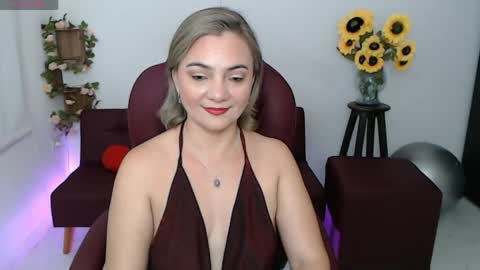 Snapshot of ana_hotmilf chatting on 05.07.26 Ana online show from 05.07.26