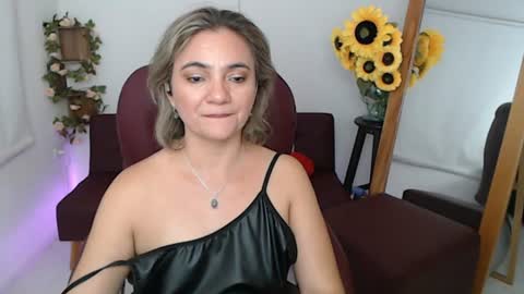 Snapshot of ana_hotmilf chatting on 06.14.26 Ana online show from 06.14.26
