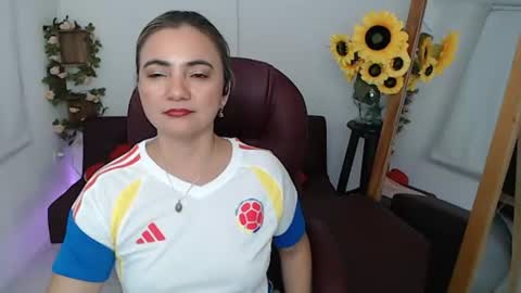 Snapshot of ana_hotmilf chatting on 06.17.26 Ana online show from 06.17.26