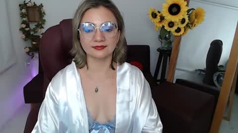 Snapshot of ana_hotmilf chatting on 07.04.26 Ana online show from 07.04.26