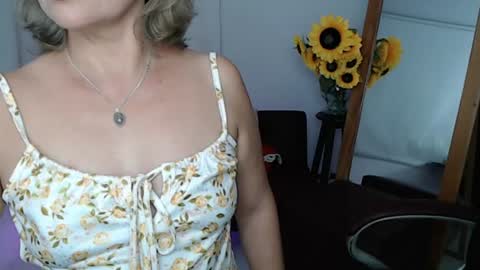 Snapshot of ana_hotmilf chatting on 07.14.26 Ana online show from 07.14.26