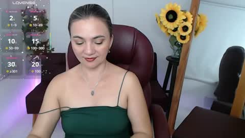 Snapshot of ana_hotmilf chatting on 07.27.26 Ana online show from 07.27.26
