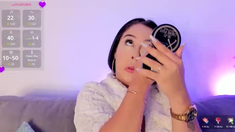 Snapshot of ana_levi chatting on 01.19.26 Ana online show from 01.19.26