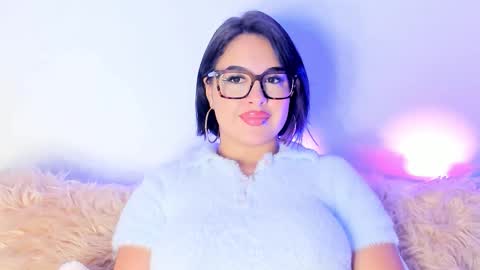 Snapshot of ana_levi chatting on 02.14.26 Ana online show from 02.14.26