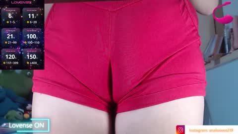 Snapshot of ana_loveee chatting on 09.13.25 Ana lopez - Cameltoe girl online show from 09.13.25