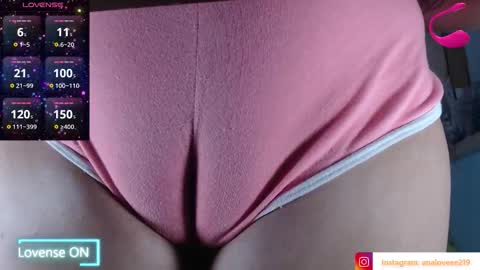 Snapshot of ana_loveee chatting on 09.18.25 Ana lopez - Cameltoe girl online show from 09.18.25
