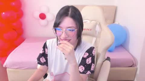 Im anna but you can call me as you want online show from 03.04.26