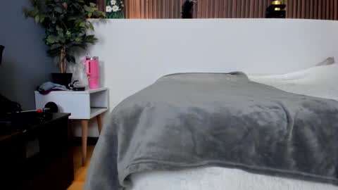 Ana online show from 02.25.25