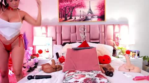 anaa_bellaa online show from 12.16.25