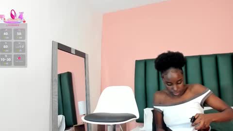 Snapshot of anaa_castillo_ chatting on 09.30.25 Ana Castillo online show from 09.30.25