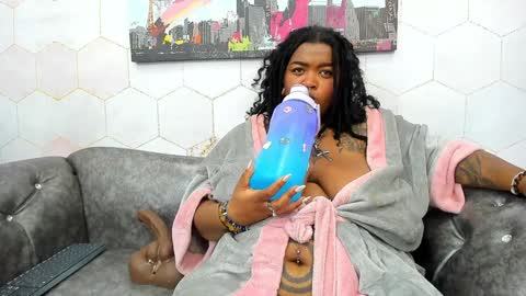 ANNA FUENTES online show from 12.28.24