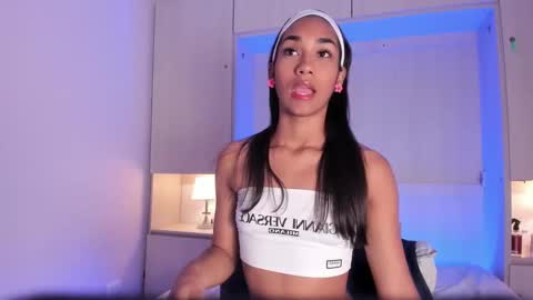 anaacollins_ online show from 02.05.26