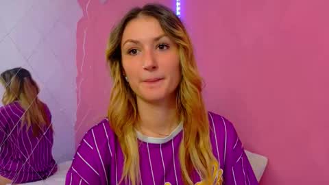 anaayss online show from 10.17.25