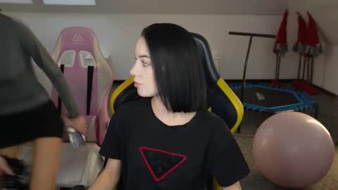 Sweet girls online show from 11.06.25