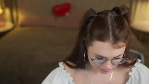 Snapshot of anabel2054 chatting on 04.30.26 Sweet girls online show from 04.30.26