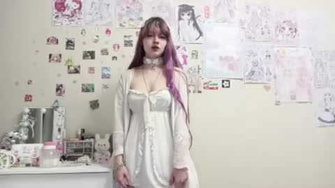 Snapshot of anabelbrando chatting on 06.10.26 Malvina online show from 06.10.26