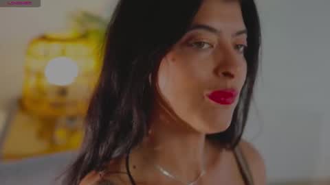 anabelcurvy online show from 10.23.25