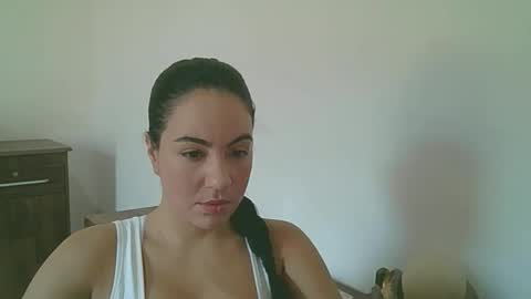 Snapshot of anabelenogueira1 chatting on 04.14.26 anabelenogueira1 online show from 04.14.26