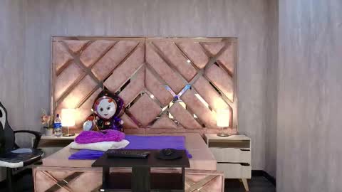 Snapshot of anabell_brown chatting on 10.29.25 HI I AM ANABELL online show from 10.29.25